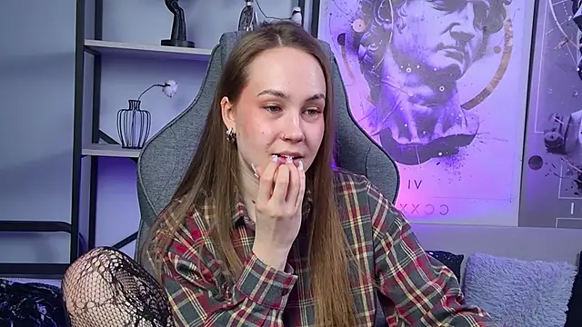 ElinVale's cam snapshot