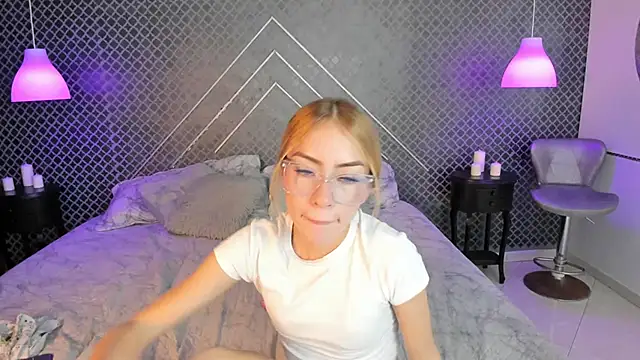 Evie_demn's cam snapshot