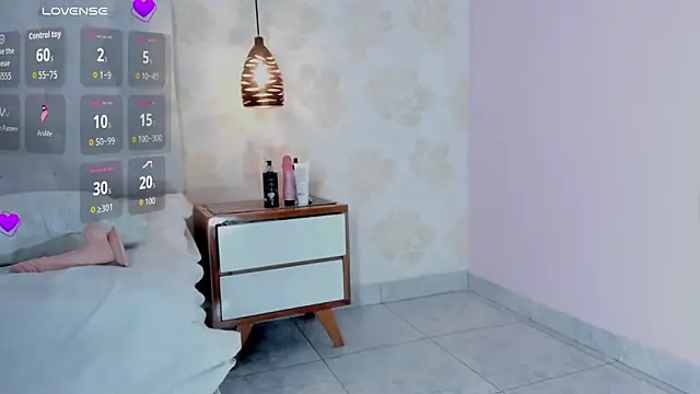 CIELO_BANKS's cam snapshot