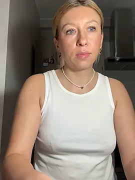 Kittie_Valentine's cam snapshot