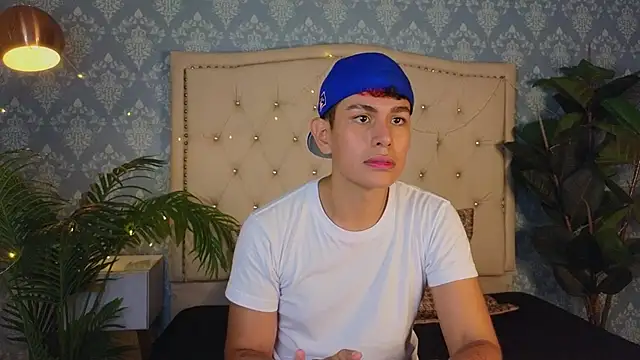 Blakee_Blossom's cam snapshot