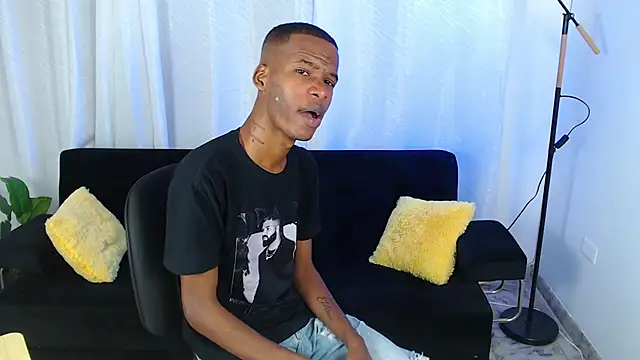 gusy_18's cam snapshot