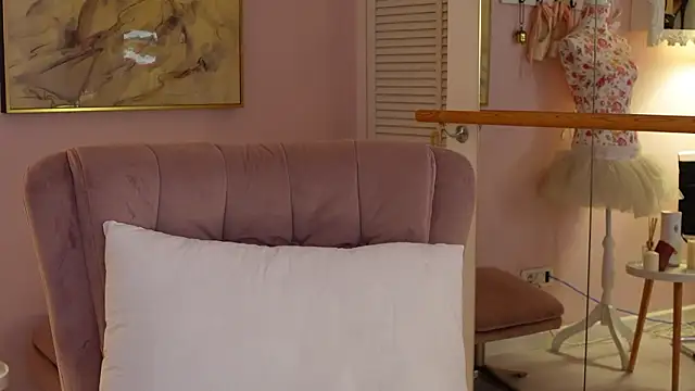 OliviaSirena's cam snapshot