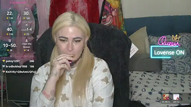 Inkedplaydoll's cam snapshot