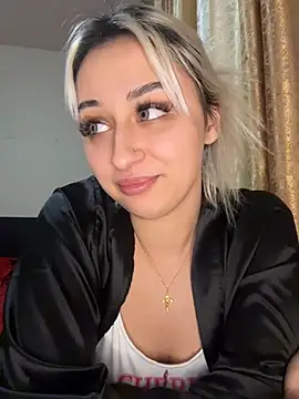 Kylie_One's cam snapshot