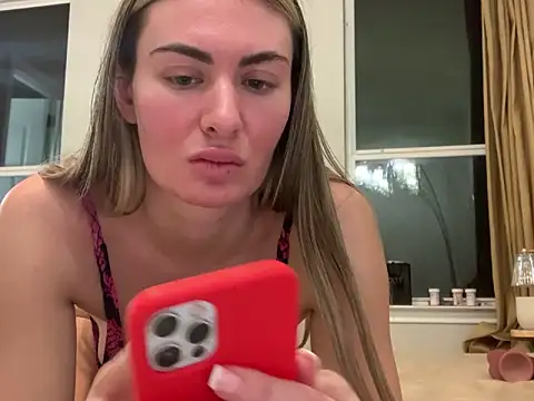 Alyssa_rhoades's cam snapshot