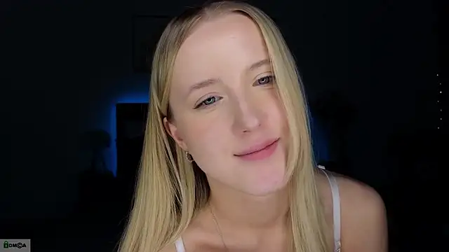 adele_armass's cam snapshot