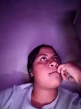 Giselabrunette25's cam snapshot