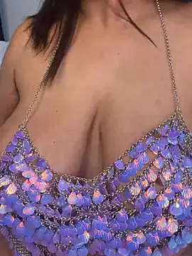 DevineDevilQueen live sex cam