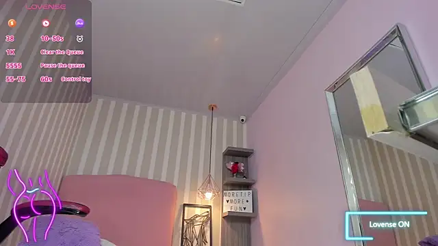 HELEN_DAVIS4's cam snapshot