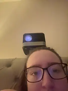 LavenderBrielle's cam snapshot