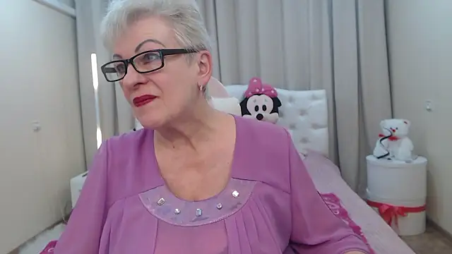 KayleSmoll's cam snapshot