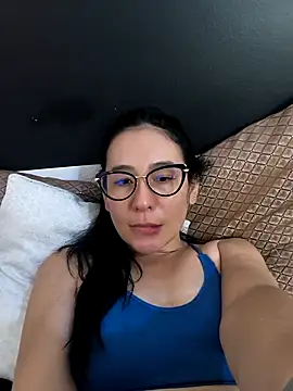 anna_maya77's cam snapshot