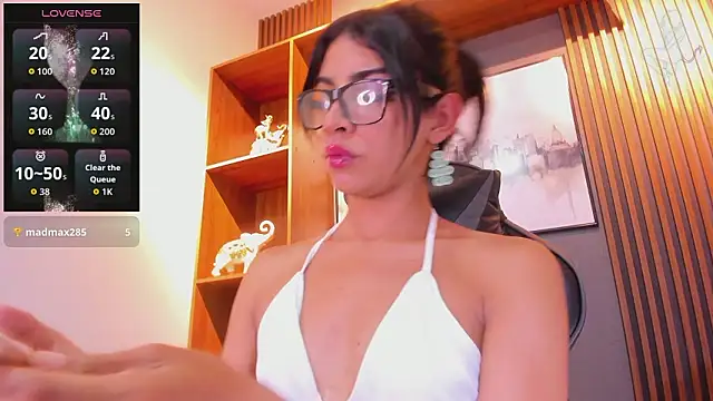 Alahia_Rodriguez live sex cam