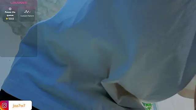 Levii_Ackermann live sex cam