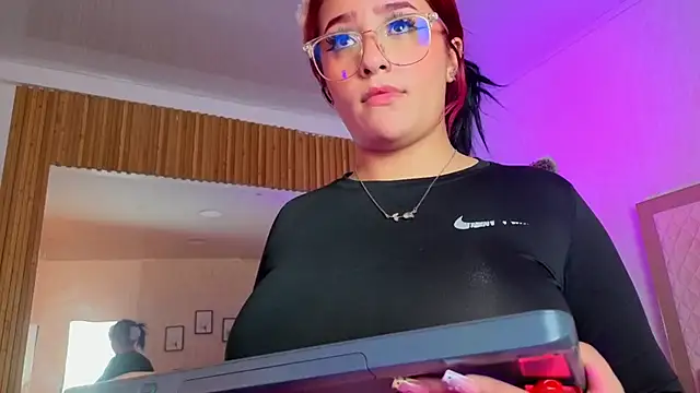 AlanaOdison's cam snapshot