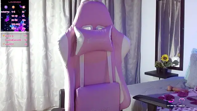 Keyla01_'s cam snapshot