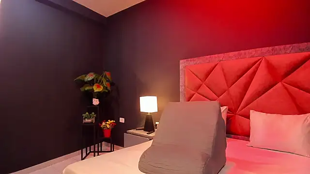 mia_milff's cam snapshot