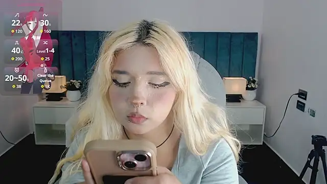 april_bunnyy's cam snapshot