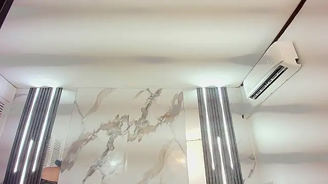 EmmaLebrun's cam snapshot