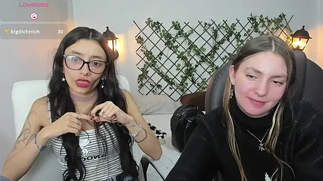 nana__rousse's cam snapshot