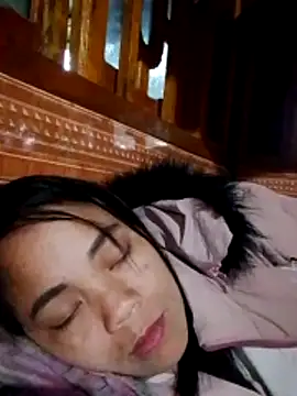 bela-hayes's cam snapshot