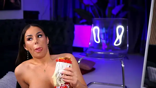 CataleyaSyrene's cam snapshot