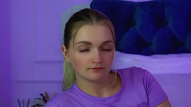 AnnyRaii's cam snapshot