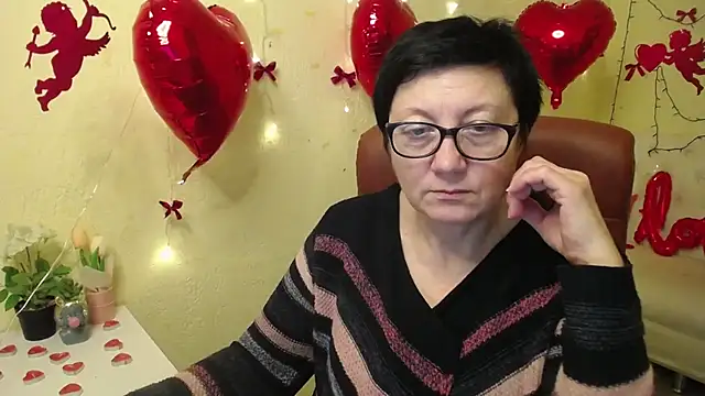 EmilyL0ve's cam snapshot