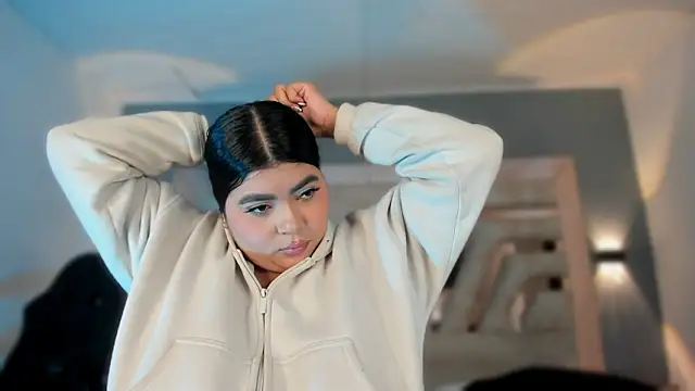 BellaBoobs_'s cam snapshot