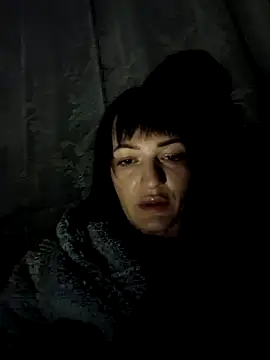 MetinaKis's cam snapshot