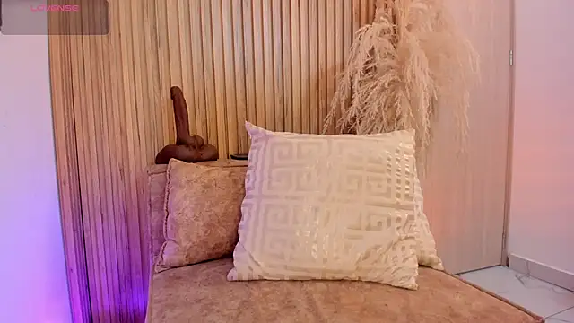 sofhiaa_adaams's cam snapshot