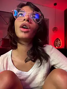 TweetiePieXXX live sex cam