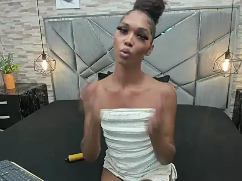 Fantasy_Trans_ live sex cam