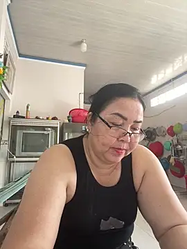 Alinat_'s cam snapshot