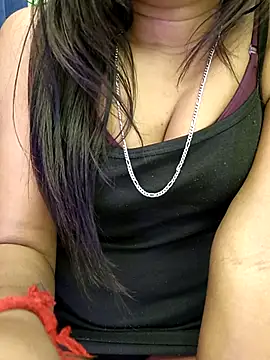 Sexy-suhana-'s cam snapshot