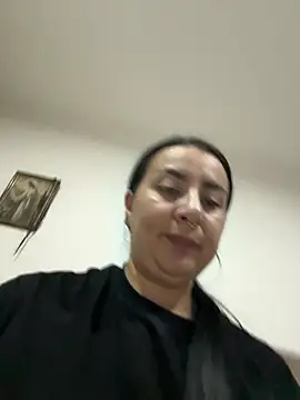 Abril_Luv's cam snapshot