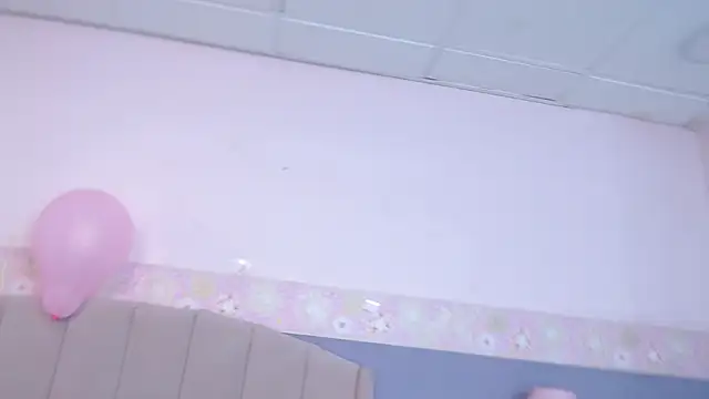 Kateriinx_gh's cam snapshot