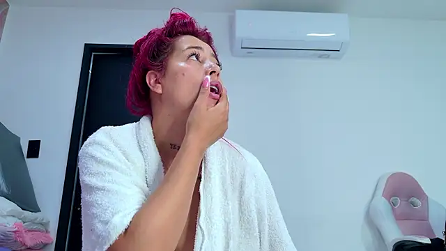 celeste_sea's cam snapshot