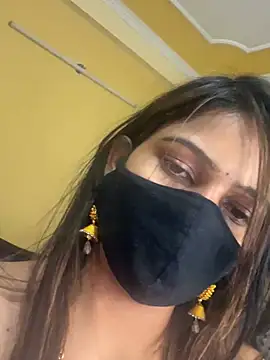 CUTI-NAINA live sex cam