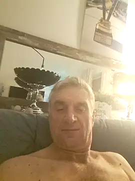 Vintermelon2 live sex cam