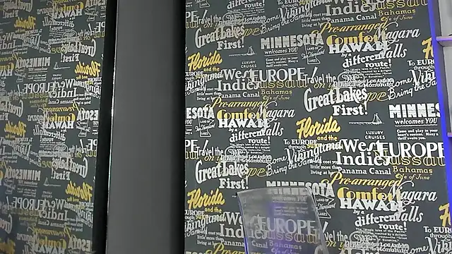 DemmiLove's cam snapshot