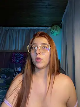 CoraVibes's cam snapshot