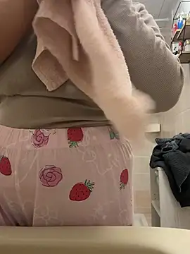 gatitalocahot's cam snapshot