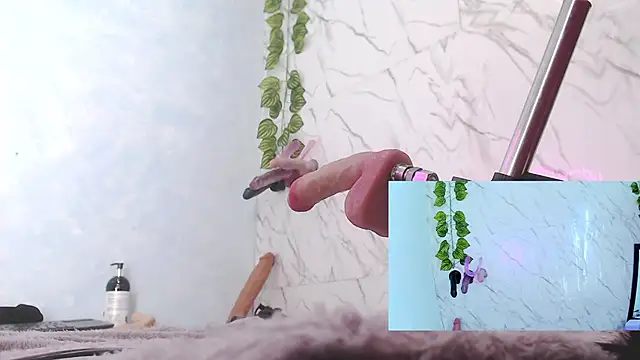 akoradia_mondcm's cam snapshot