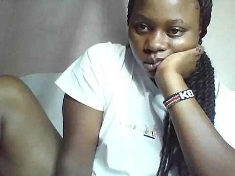 EBONYVANILLA02's cam snapshot