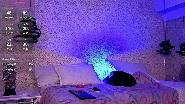 EMILIIA_RICHTER__'s cam snapshot