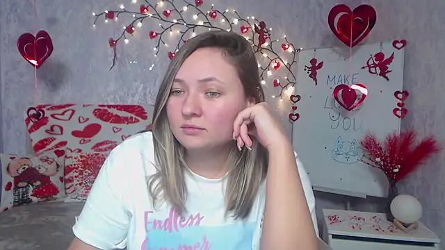 SallyVerda's cam snapshot