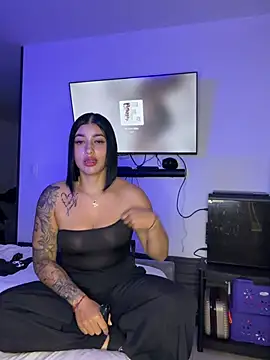 AlannaEvons live sex cam