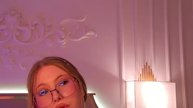 RemyLoon's cam snapshot